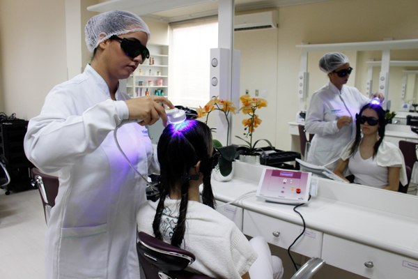Tratamento capilar com laser: evolução da ciência em tratamento dos cabelos