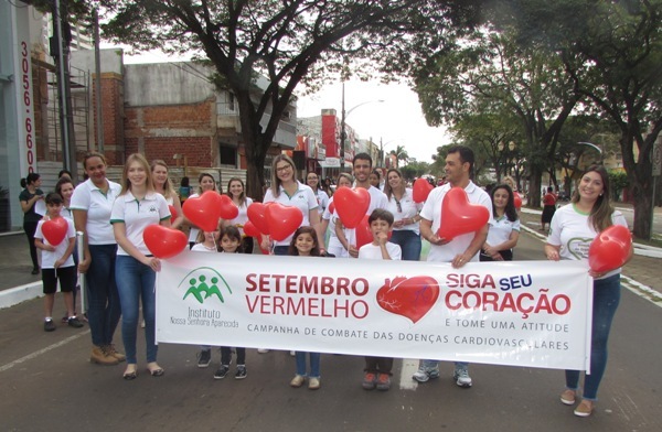 Colaboradores, familiares e amigos integraram o Pelotão do Nossa Senhora