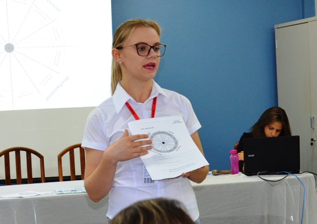 A oficina será ministrada pela psicóloga e doula Cíntia Richert. 