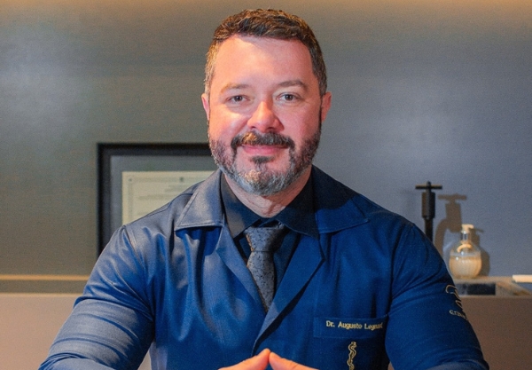 Dr. Augusto Legnani